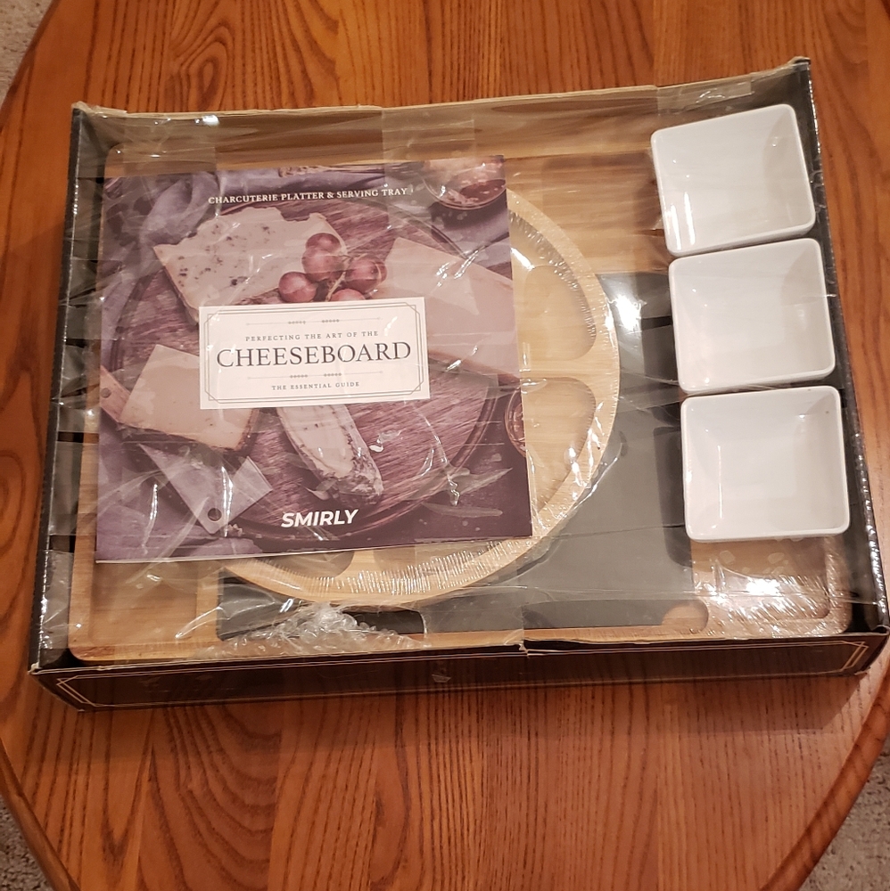 Smirly charcuterie bamboo cheeseboard serving tray set